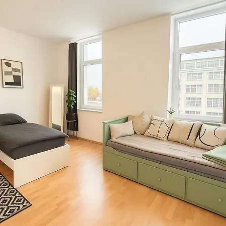 Messe Dus - 3 - 80qm - Sportpark Wedau