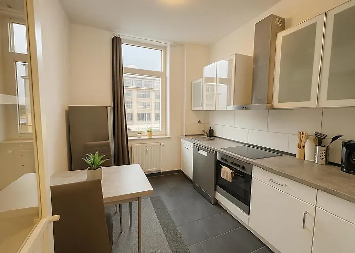 Messe Dus - 3 - 80qm - Sportpark Wedau *